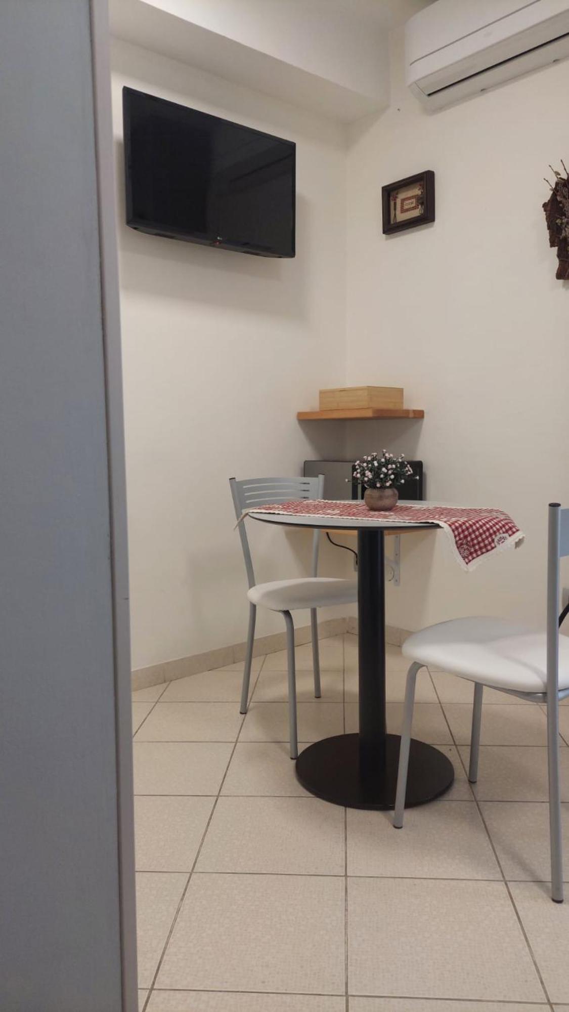 Il Mughetto Apartment อาออสตา ภายนอก รูปภาพ